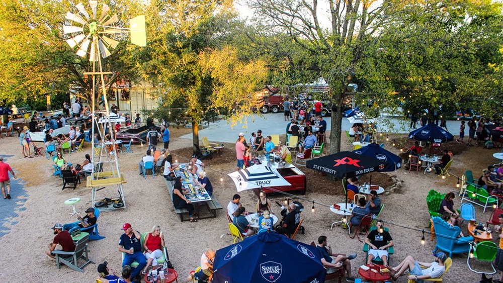 Truck Yard American Bar Grill Restaurant Colony Texas